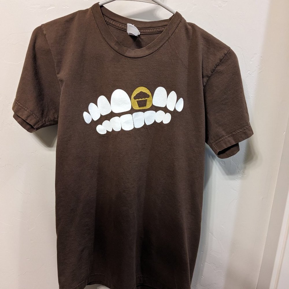 Vintage Johnny Cupcakes Grill Gold Tooth tee